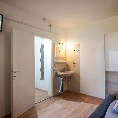 Haus Christl Am Horn Apartmán *